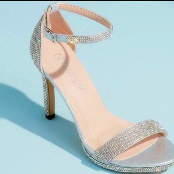 CLOSET CLEARANCE!! David’s Bridal Franka De Blossom Heels - Picture 1 of 3